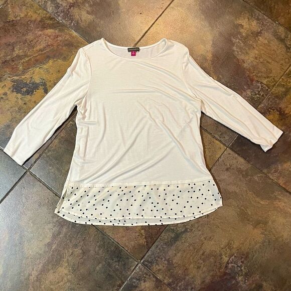 Vince Camuto Women’s White Top Polka Dot Extended Bottom Medium - Picture 6 of 13